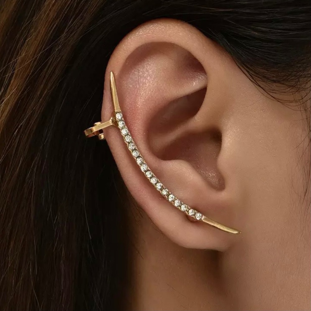 NEW Gold Stud Crystal Ear Crawler Cuff 1 Piece